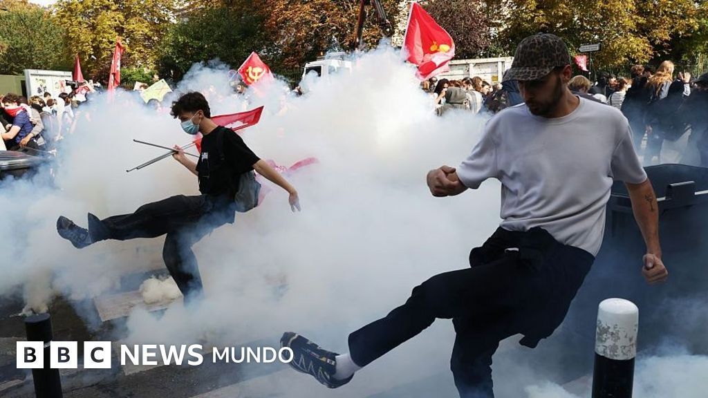 Francia bajo tensión: Estudiantes intensifican protestas en medio de una crisis política y social