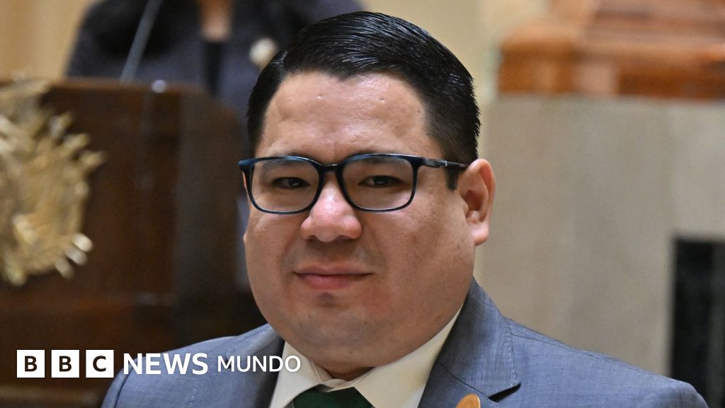 Detienen al fiscal general de Bolivia, Roger Mariaca, tras revocación de visas por parte de EE. UU.