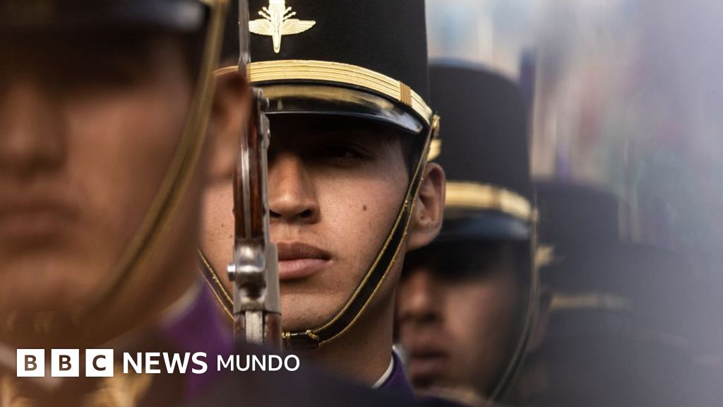 El fin de las escuelas militarizadas en México: entre la desmilitarización y la resistencia cultural