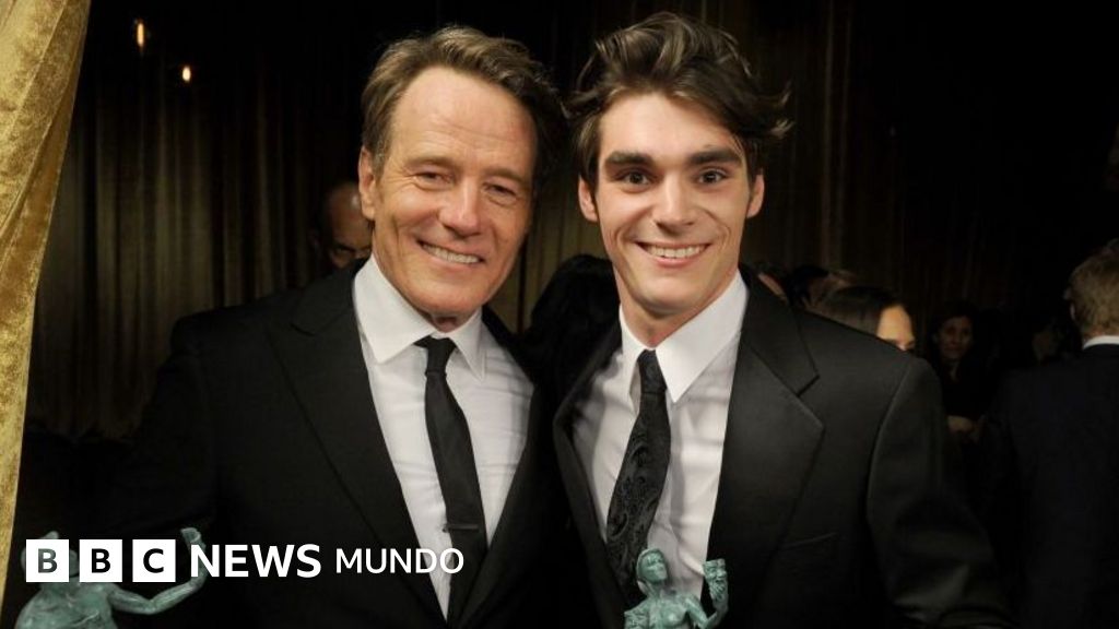 El elenco de Breaking Bad despide a RJ Mitte tras su fallecimiento en Texas