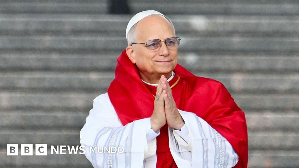 El Vaticano ante la incertidumbre: ¿Quién gobierna la Iglesia mientras el papa León XIV se recupera?
