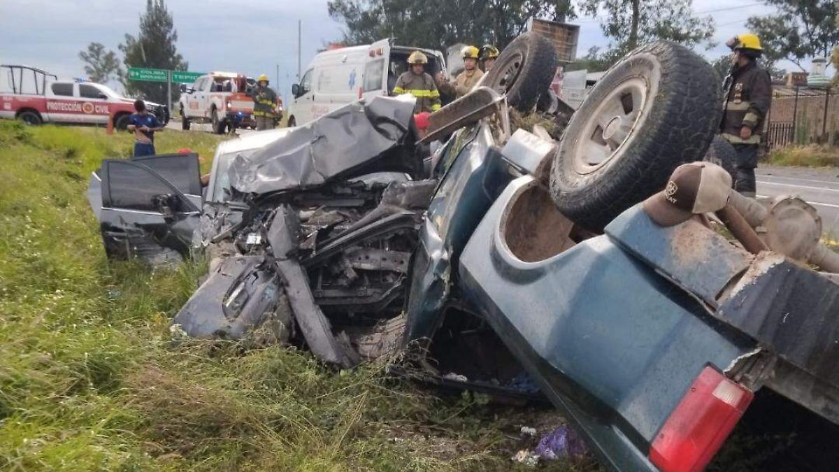 Accidente vial deja un lesionado tras volcadura en carretera