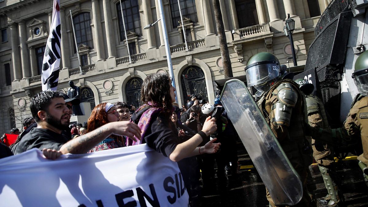 Tensión en Chile: Protestas contra reformas de seguridad derivan en enfrentamientos