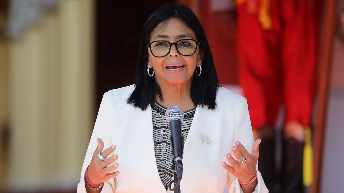 Opositores venezolanos cuestionan versión oficial sobre fallas eléctricas y supuesto sabotaje