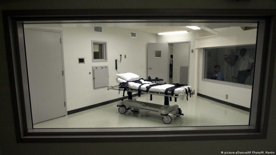 Tribunal federal suspende ejecución de Christa Pike en Tennessee a minutos de aplicarse