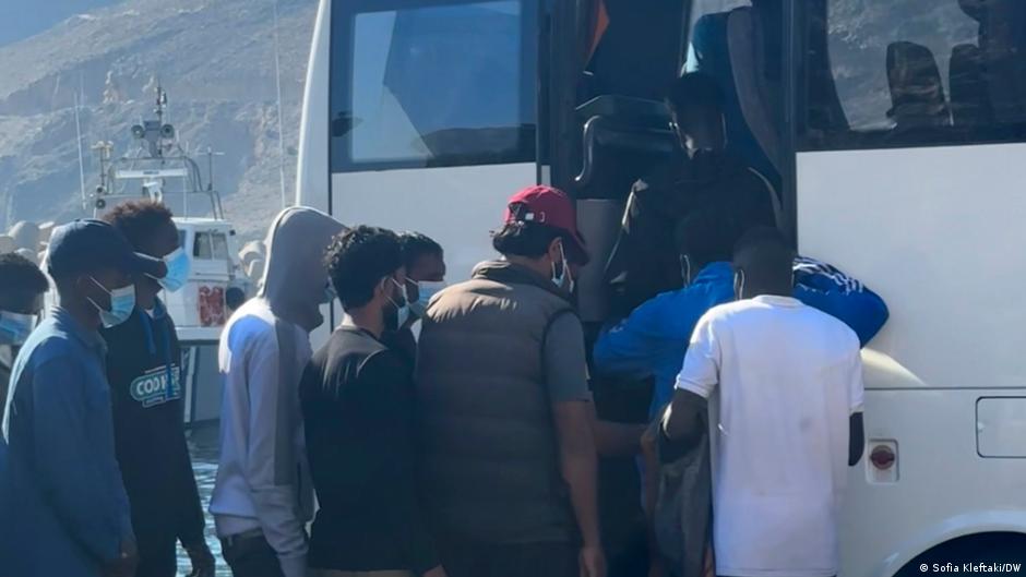 Cinco países de la Unión Europea proyectan centros de deportación en África para 2027