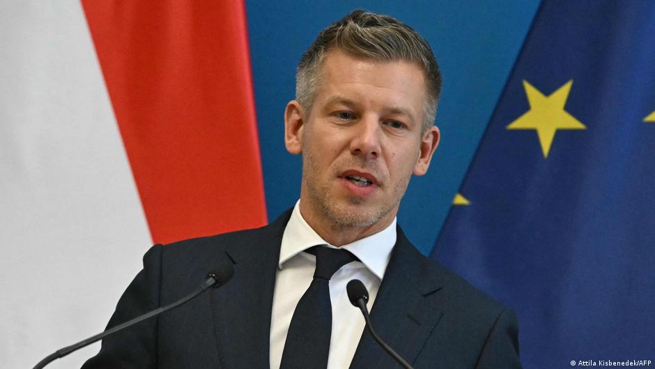 Parlamento húngaro retira inmunidad al primer ministro Péter Magyar y a dos exministros