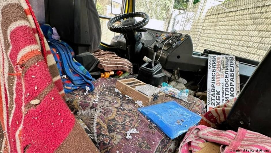 Ataque ruso con bomba aérea contra autobús deja al menos 12 muertos en Kramatorsk