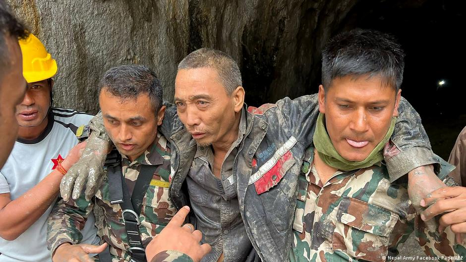 Nepal intensifica labores de rescate tras 11 días de la devastadora riada