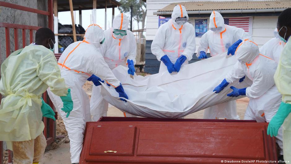 Médicos Sin Fronteras alerta por colapso en centros de tratamiento de ébola en Kivu del Norte