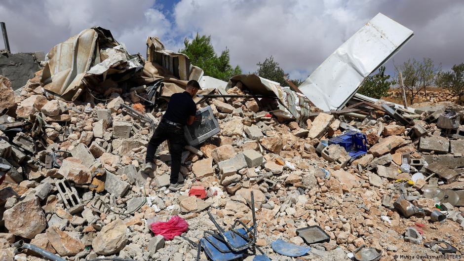 Colonos israelíes agreden a fotógrafos de la AFP en Cisjordania
