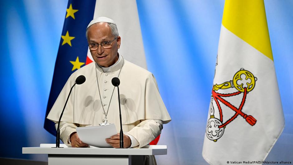 El papa León XIV rinde homenaje a Robert Schuman en Metz y hace un llamado a la paz en Europa
