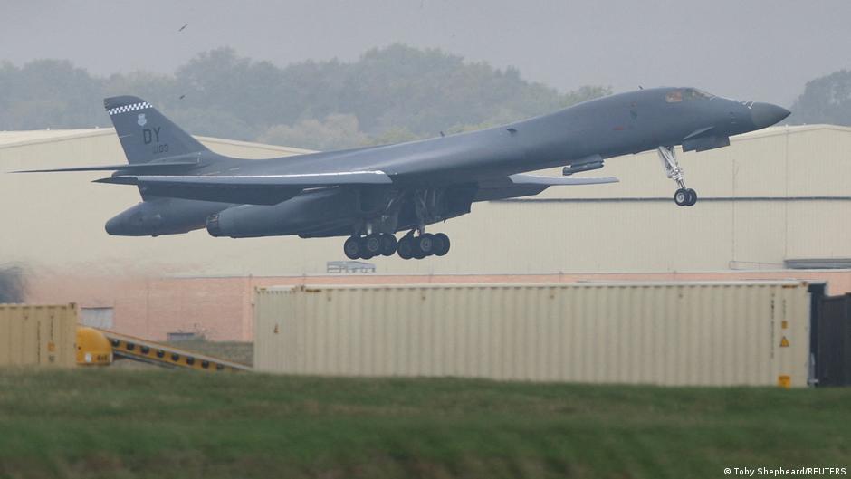 Detienen a séptimo sospechoso por presunto complot terrorista cerca de base aérea en Reino Unido