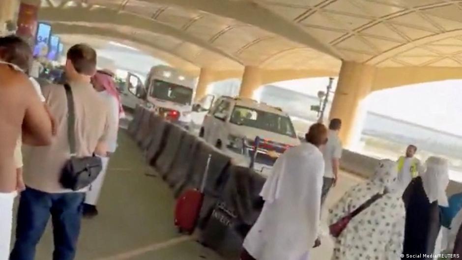 Nuevo ataque con proyectil desata incendio en el aeropuerto de Riad