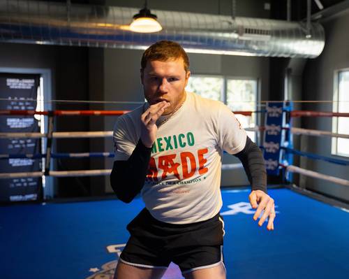 Saúl 'Canelo' Álvarez proyecta su retiro en el Estadio Azteca