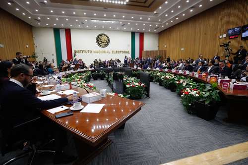 Crisis administrativa en el INE: una treintena de empleados de la Secretaría Ejecutiva permanece en la incertidumbre