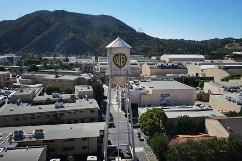Paramount concreta la compra de Warner Bros y crea un nuevo gigante en Hollywood