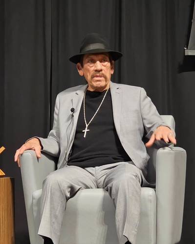 Danny Trejo responde a críticas por su participación en película producida por Daily Wire