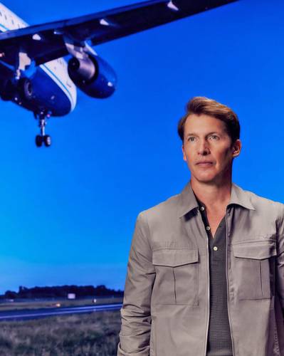 James Blunt señala a los egos políticos como motores de la violencia global